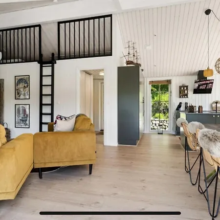 Blek - 2-8km From The Sea By Interhome *